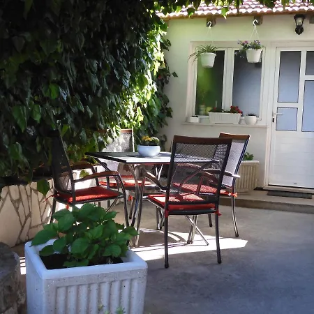 Jagoda Apartman Zrnovo Exterior photo